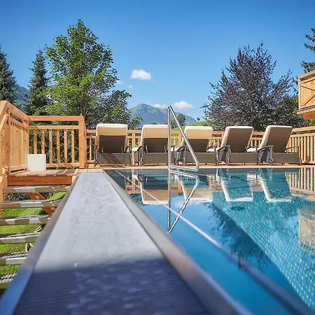 Beautiful In With Sauna, Outdoor Swimming Pool And Heated Swimming Pool Apartment Saalbach-Hinterglemm